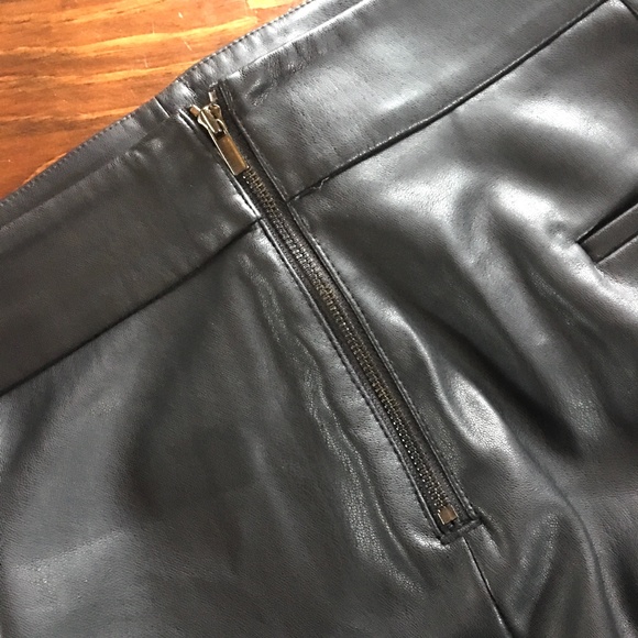 Ann Taylor Black Faux Leather Pants w/side Zip - Picture 7 of 7
